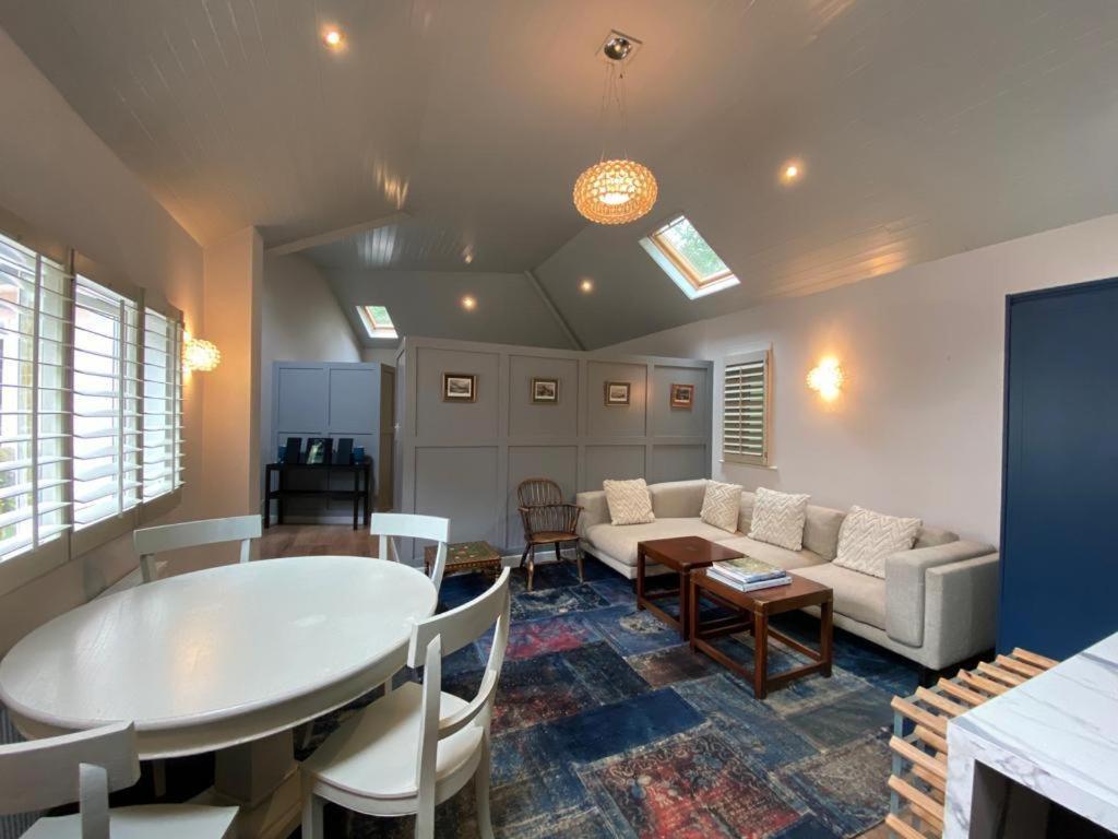 Gem In Connemara Flat Oughterard Exterior photo